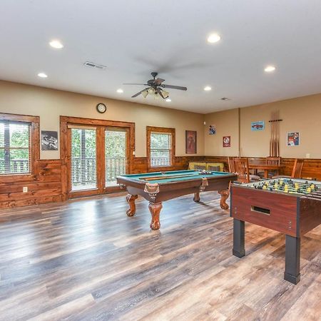 Smokystays 6 Bedroom Cabin Pigeon Forge Exterior photo