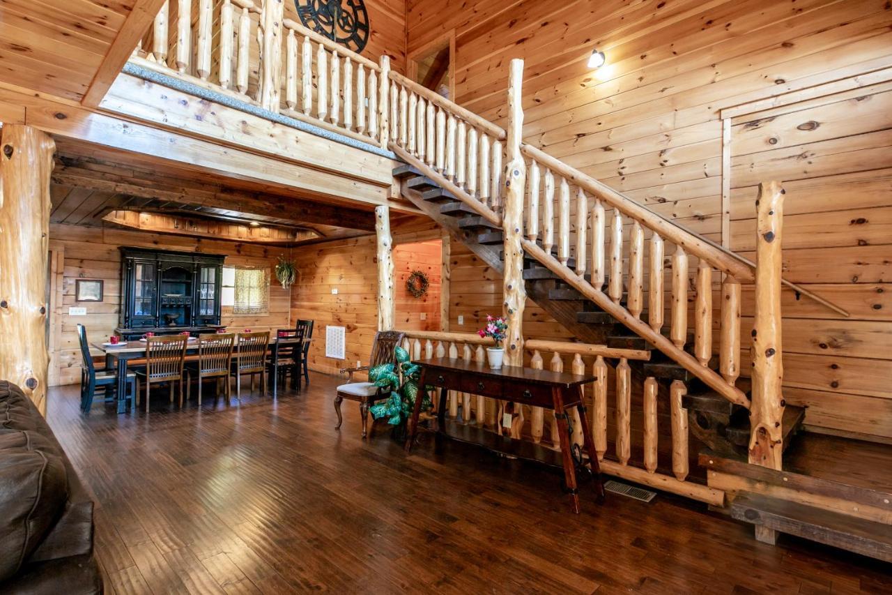 Smokystays 6 Bedroom Cabin Pigeon Forge Exterior photo